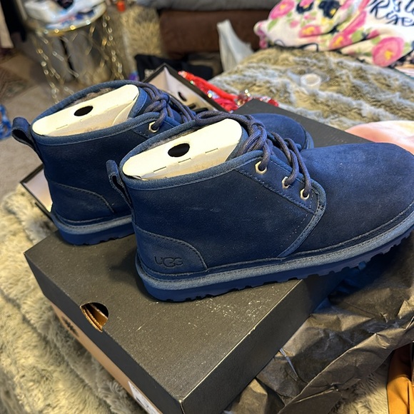 NWT UGG mens Neumel boot. Navy size 7 - Picture 2 of 10